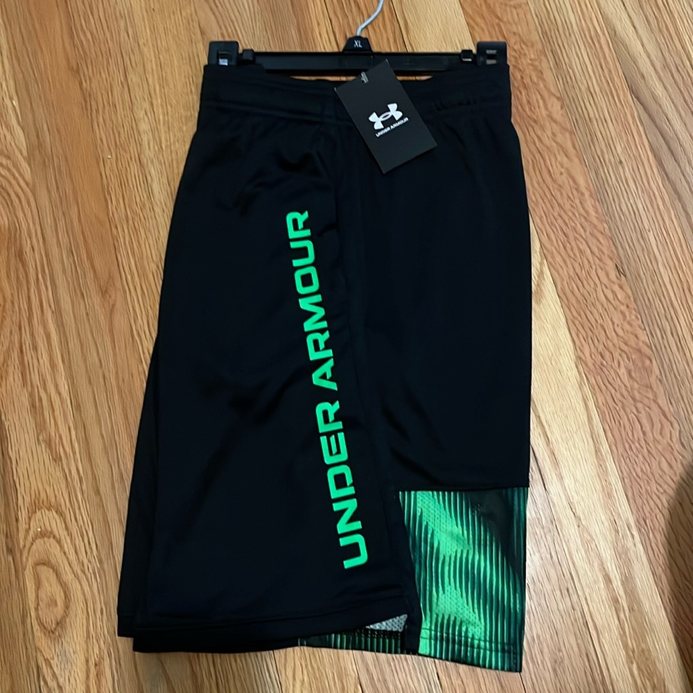 NEW Under Armour shorts